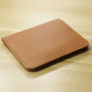 Męskie krótkie ultra mini portfel męski skóra naturalna klip młody męski pionowy portfel miękki czarny brązowy skórzany worek