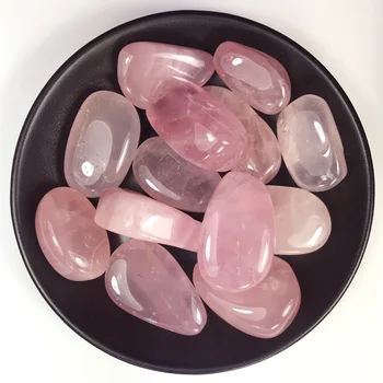 Naturalny różowy kryształ żwir różowy kwarc naturalne kamienie i minerały energetyczny balon próbki rudy