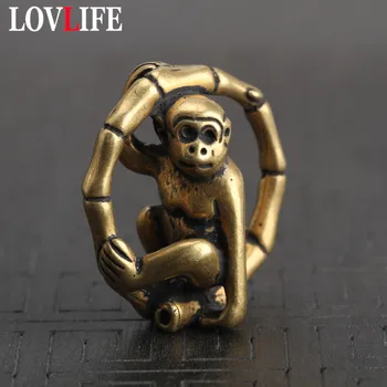 Netto Mosiądz Stałe Cute Małpa Toczenia Pierścień Breloki Wisiorek Handmade Rzeźbione Miedź Zodiak Chiński Zwierząt Brelok Akcesoria