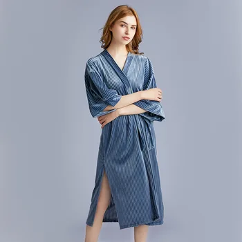 Nowa dostawa jesień złoty aksamit damska piżama Nowa wiosna średniej długości piżamy szlafroki seksowny szlafrok koszula nocna