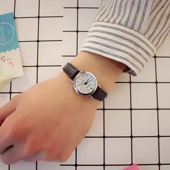 Proste skórzane kwadratowy zegarek z małą tarczą Modne sukienki damskie zegarek minimalistyczne świeże Damskie zegarki luksusowe zegarki