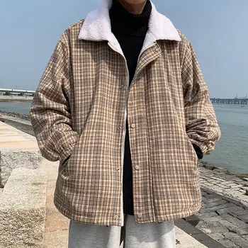Zimowy bawełnianej komórkową płaszcze męskie parku ciepła moda retro na co dzień gruba kurtka z owczego futra mężczyźni koreańskie krótki płaszcz odzież Męska M-5XL